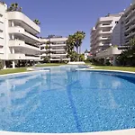 Pool & Sea Terrace Luxury, Comfort, Unbeatable Location Apartmán *