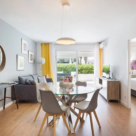 Pool & Sea Terrace Luxury, Comfort, Unbeatable Location Apartmán *